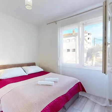 Apartman Antonela Apartment Split